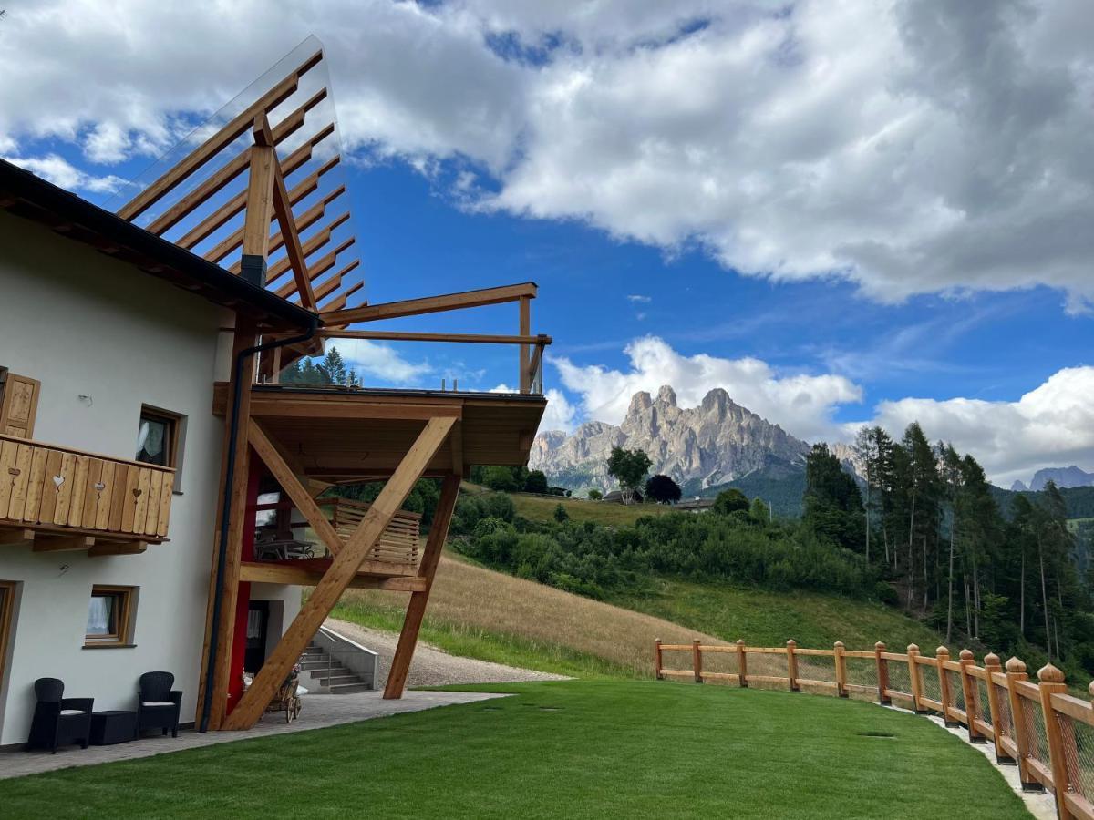 B&B Maso Al Cervo フィエーラ・ディ・プリミエーロ エクステリア 写真